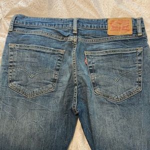 Men’s Levi’s 502 jeans